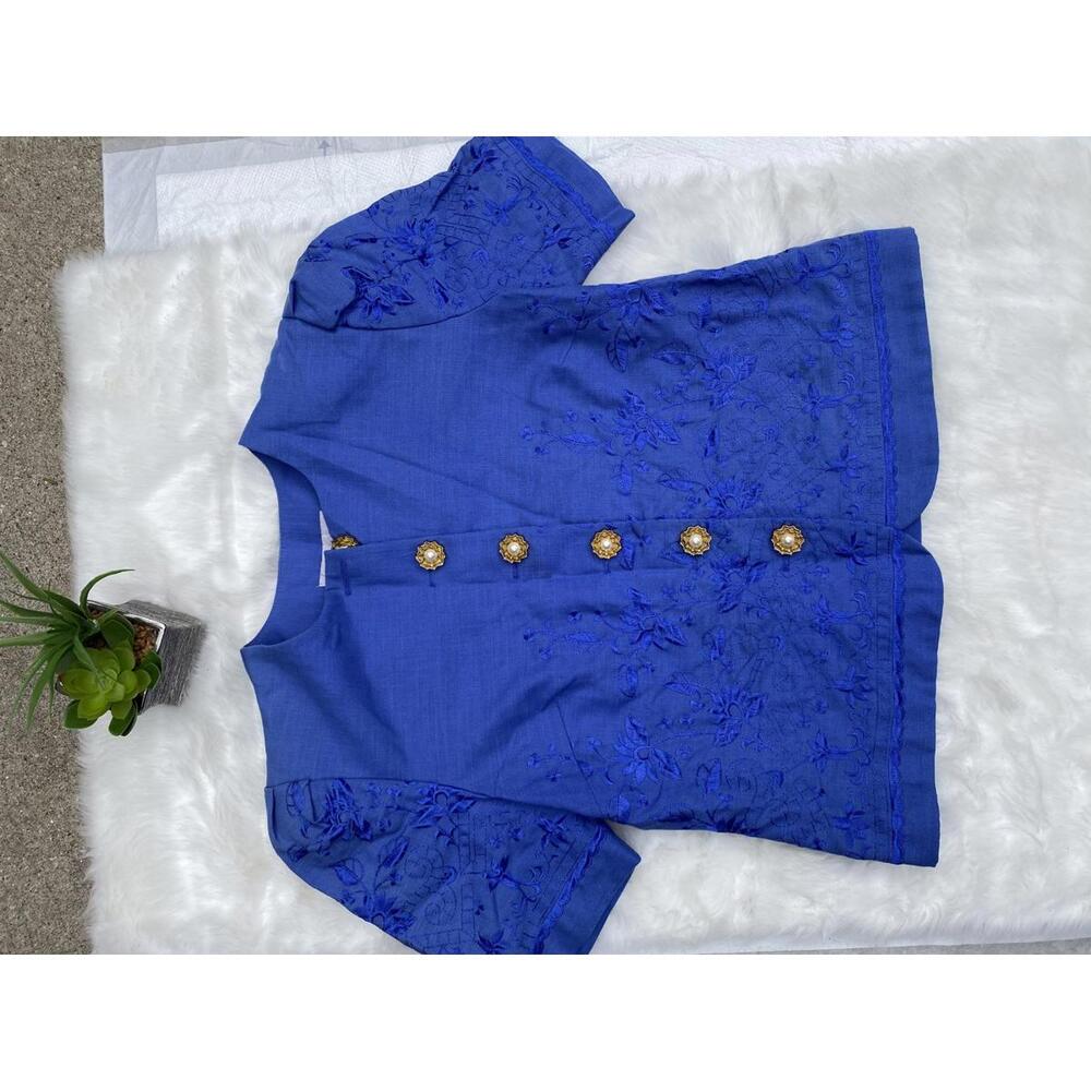 Chelsea Ltd. Petite Blue Embroidered Button-Up Blouse